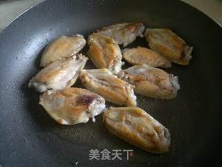 餐桌上的美味。。。啤酒酱香鸡翅的做法步骤:7