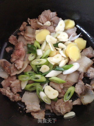 五花肉酥海带的做法步骤:6