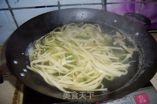 西红柿鸡蛋手擀面的做法步骤:12