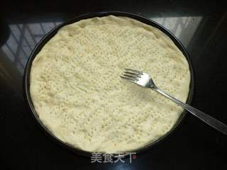 自制美味黑椒牛肉披萨的做法步骤：6