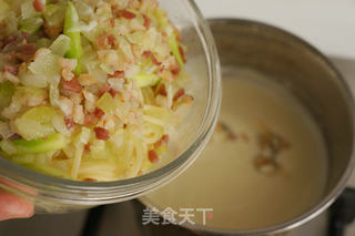 白蛤蜊奶油意大利面的做法步骤:7