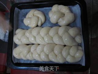 椰香辫子包的做法步骤:7