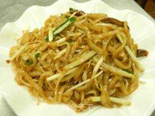 佳厨美味之《干炒牛河》广东小吃的做法步骤:3