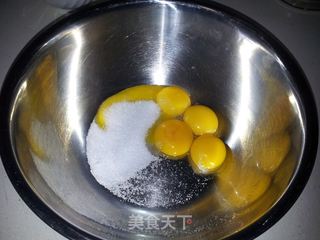 蔓越莓戚风蛋糕的做法步骤:3