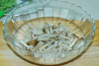 【双菇荟萃】绝配的白玉菇和蟹味菇的做法步骤:4