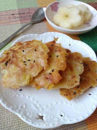 煎红薯粒饼的做法步骤:8