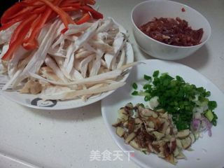 沙姜爆杏鲍菇的做法步骤:2