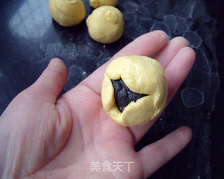 南瓜黑芝麻汤圆的做法步骤:6