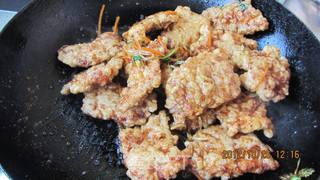 锅包肉的做法步骤:12