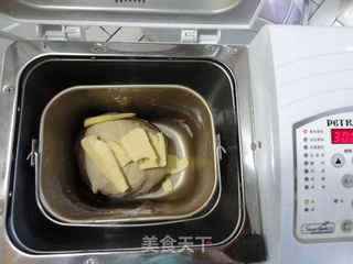 杏仁牛奶吐司的做法步骤:2