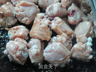 黑椒肉酱烧鸡翅的做法步骤:4