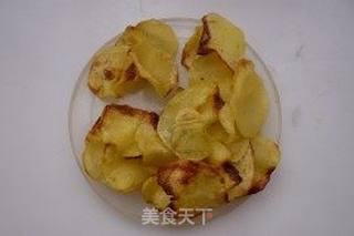 非油炸----椒盐烤薯片的做法步骤:6