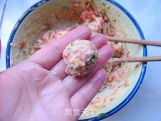 益肝明目增强免疫——胡萝卜香菜丸子的做法步骤:8