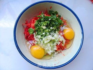 益肝明目增强免疫——胡萝卜香菜丸子的做法步骤:4