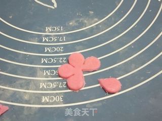 甜蜜的玫瑰花米糕的做法步骤：3