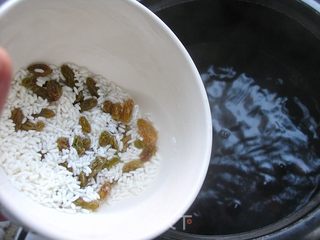 水灵女人轻松吃出来——红豆莲子羹的做法步骤:5
