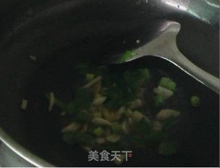 丝瓜炒腊肉的做法步骤:5