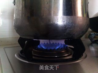 煮菱角(原味)的做法步骤:5