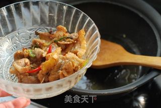 【莲藕木耳炒肉片】的做法步骤:8
