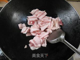 不放一滴油的农家小炒肉的做法步骤：2