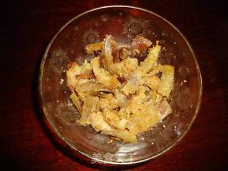 干豇豆米粉蒸肉的做法步骤：8