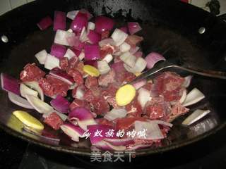 匈牙利土豆炖牛肉的做法步骤:4