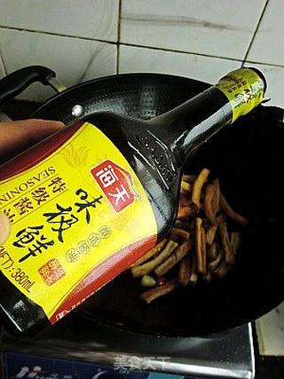 辣味韭菜炒豆干的做法步骤：6