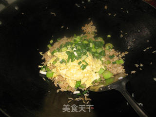 菜心粒鸡蛋炒饭的做法步骤:12