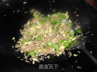 菜心粒鸡蛋炒饭的做法步骤:13