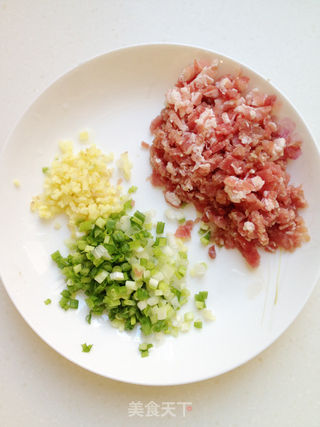 美味妈妈菜——鱼香茄子的做法步骤:2