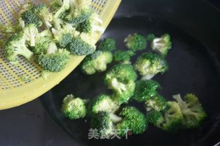 蚝油西兰花的做法步骤:4