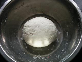 韭菜猪肉饺子的做法步骤:2