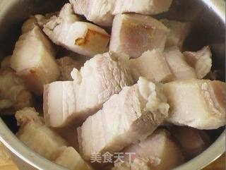 山楂红烧肉的做法步骤:6