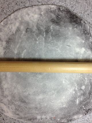 手擀意式黑珍珠面(一)黑珍珠城堡里的玫瑰花圃【传统的意式面】新鲜尝的做法步骤:25
