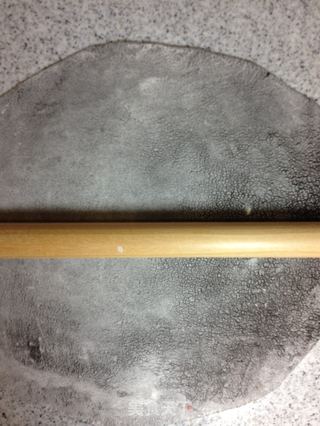 手擀意式黑珍珠面(一)黑珍珠城堡里的玫瑰花圃【传统的意式面】新鲜尝的做法步骤:28