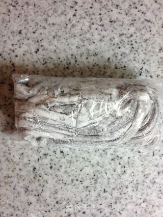 手擀意式黑珍珠面(一)黑珍珠城堡里的玫瑰花圃【传统的意式面】新鲜尝的做法步骤:41