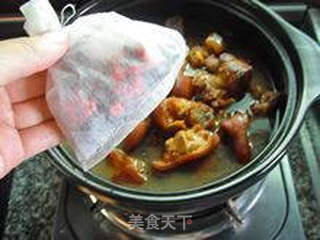 【四物猪蹄】--- 秋冬滋补的大肉的做法步骤:8