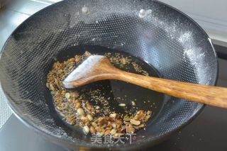 西安小吃【陕西五仁咸油茶】的做法步骤：4