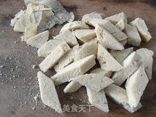 《炸鲜奶馒头》的做法步骤:2