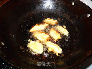 《炸鲜奶馒头》的做法步骤:6