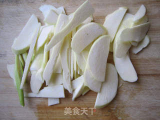 茭白肉片的做法步骤:2