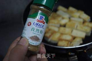 孜然煎豆腐的做法步骤：6