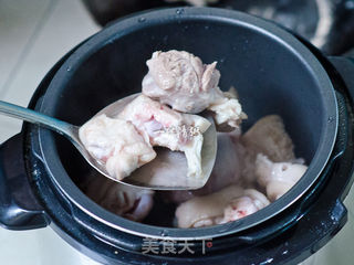 黄豆炖猪脚的做法步骤:5