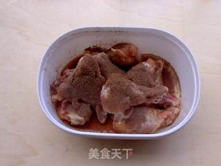 五香烤鸡锤的做法步骤：2