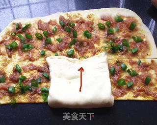 咖喱肉末千层饼的做法步骤：9