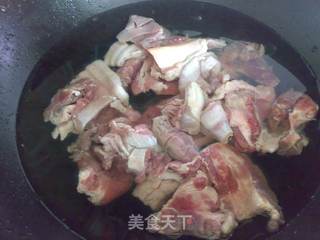 麻辣土豆焖牛杂的做法步骤:3