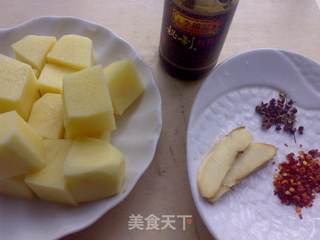 麻辣土豆焖牛杂的做法步骤:2