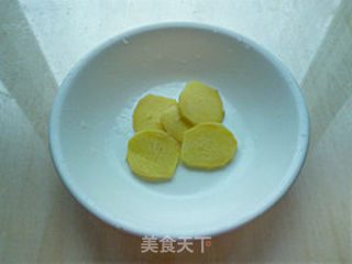 纽结海带排骨汤的做法步骤:4