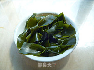 纽结海带排骨汤的做法步骤:5