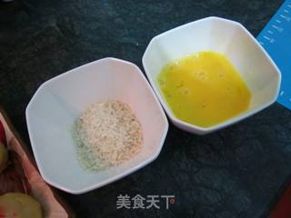 内香外酥——土豆虾球的做法步骤:7